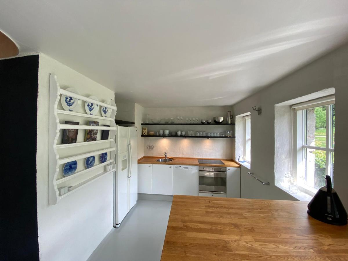 Stenhuset I Pilbrodalen スカナボー エクステリア 写真