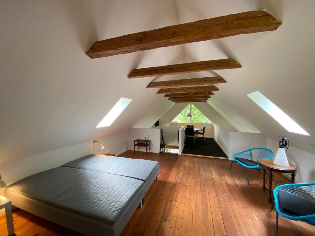 Stenhuset I Pilbrodalen スカナボー エクステリア 写真